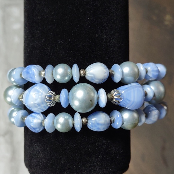 Vintage Trifari Triple Strand Art Glass/Pearl-look Bead Bracelet - Picture 1 of 7